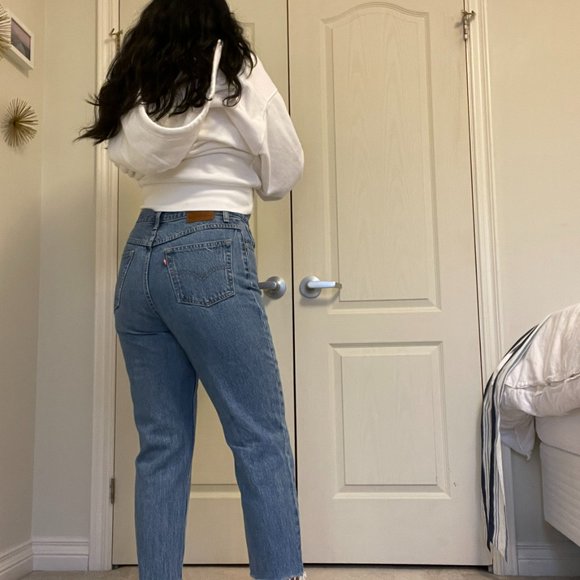 Levi's '80s Mom Women's Jeans - Size 29 - Picture 2 of 6